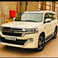 لاندكروز GXR • ٢٠١٧ • رقم بغداد