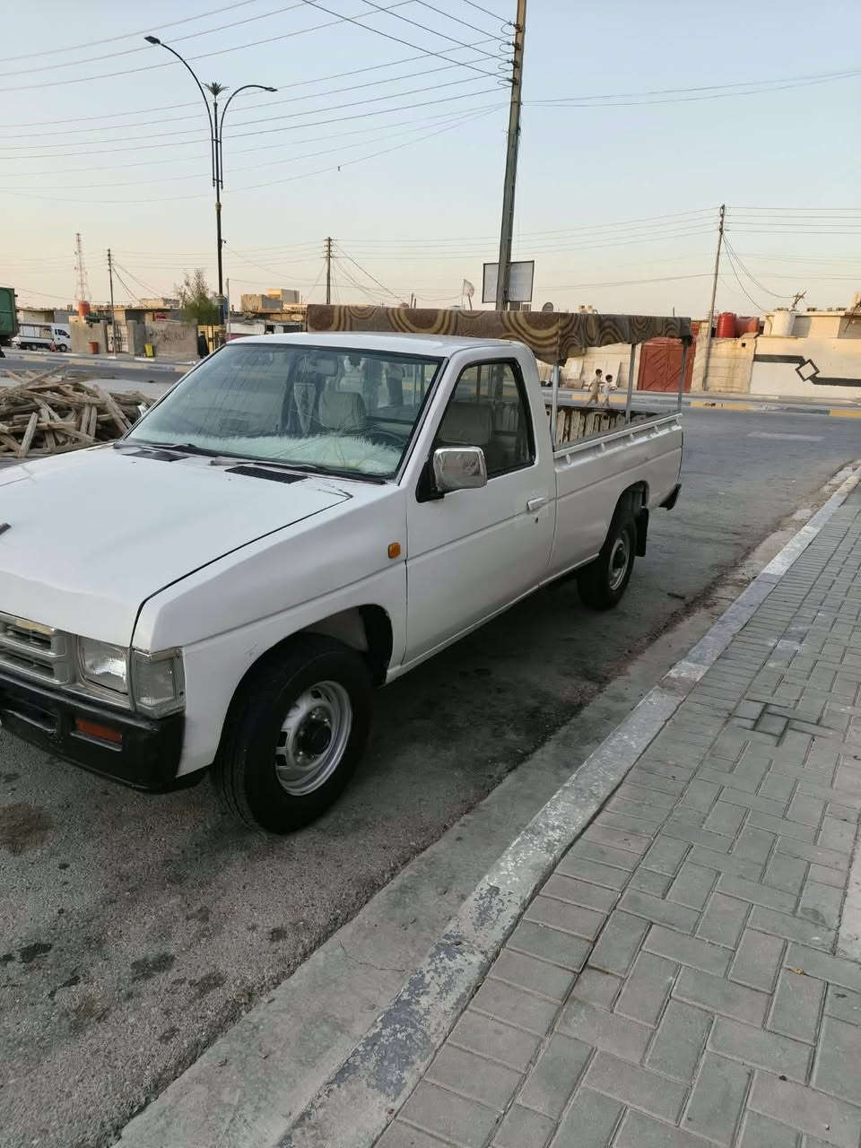 سلام عليكم بيكم نيسان مديل 1991
سيارة مكينة كير حدادي مكفلولات تخم تاير
سيارة مصبوق جمالي تحويل ثني يوم
مكان السيارة بصره***********
