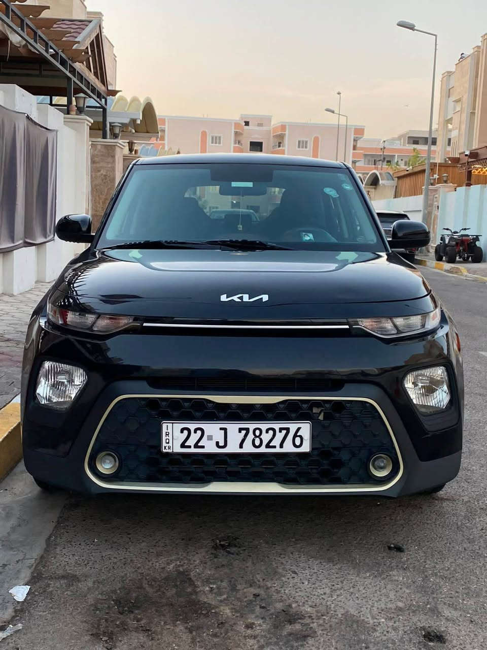 سلام عليكم كيا صول وارد امريكي  موديل2022. محرك 1600 سياره بيها قطعه وحده تبديل .  مكينه وكير كفاله .
الموصفات.
كامره خلفيه 
نضام قياده سبورت  
تحكم ستيرن 
السعر .130 
الهاتف *********** البصرة, العراق
