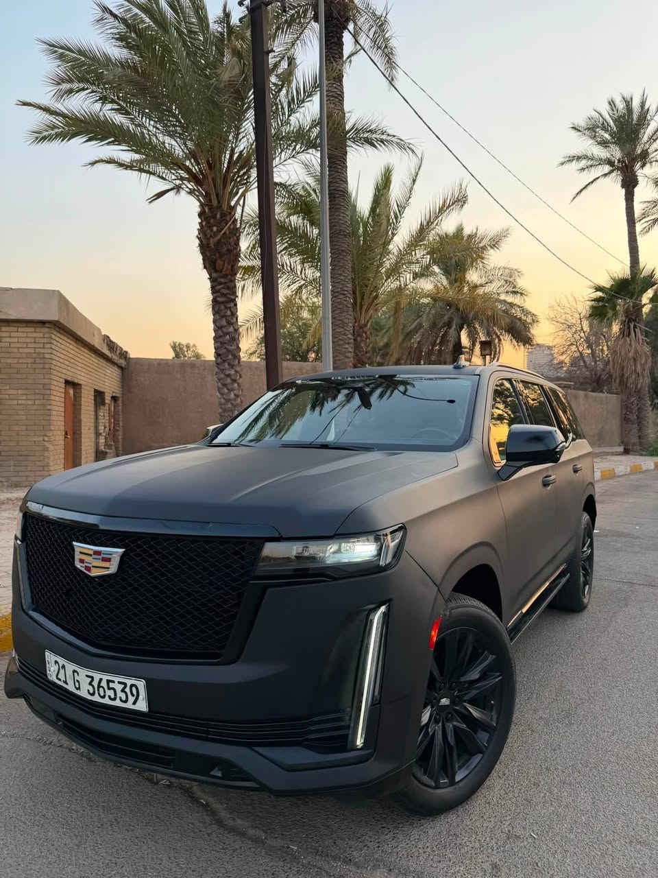 السلام عليكم اخوتي  للبيع
السعر 450 

وبي مجال 

كاديلاك اسكاليد سبورت وارد امريكي صور ضرر بالمنشور 

سياره بيهه صفحه وشويه بالقماره بالاخير ابيع عام مغلفه سياره 

بجم كبس 

ماشيه ٨٠ الف 

جاهزه وكامله ومابيهه نقص برغي 

المواصفات متخلص 

جكات / داتاشو / دوس كهرباء / بانوراما / جنطه شفط / ٦ كامرات / 

حساسات ٣٦٠ درجه / رادار امامي / رادار خلفي / تحديد مسار / 

نقط عمياء / كشنات حار بارد / وفول كهرباء ال ٧ مقاعد / وبعد 

بيهه مواصفات متخلص 

مكان السياره بغداد

***********
