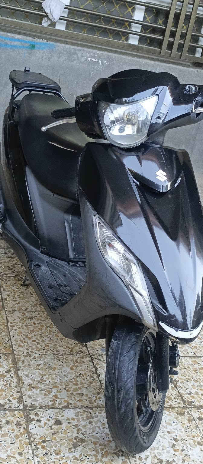 السلام عليكم
¥دراجه للبيع ادرس 
دراجه جديده 
دراجه سريعه وحلوا 
الشراي يتصل أو خاص مفتوح 
‏‪***********‬‏ اتصل
