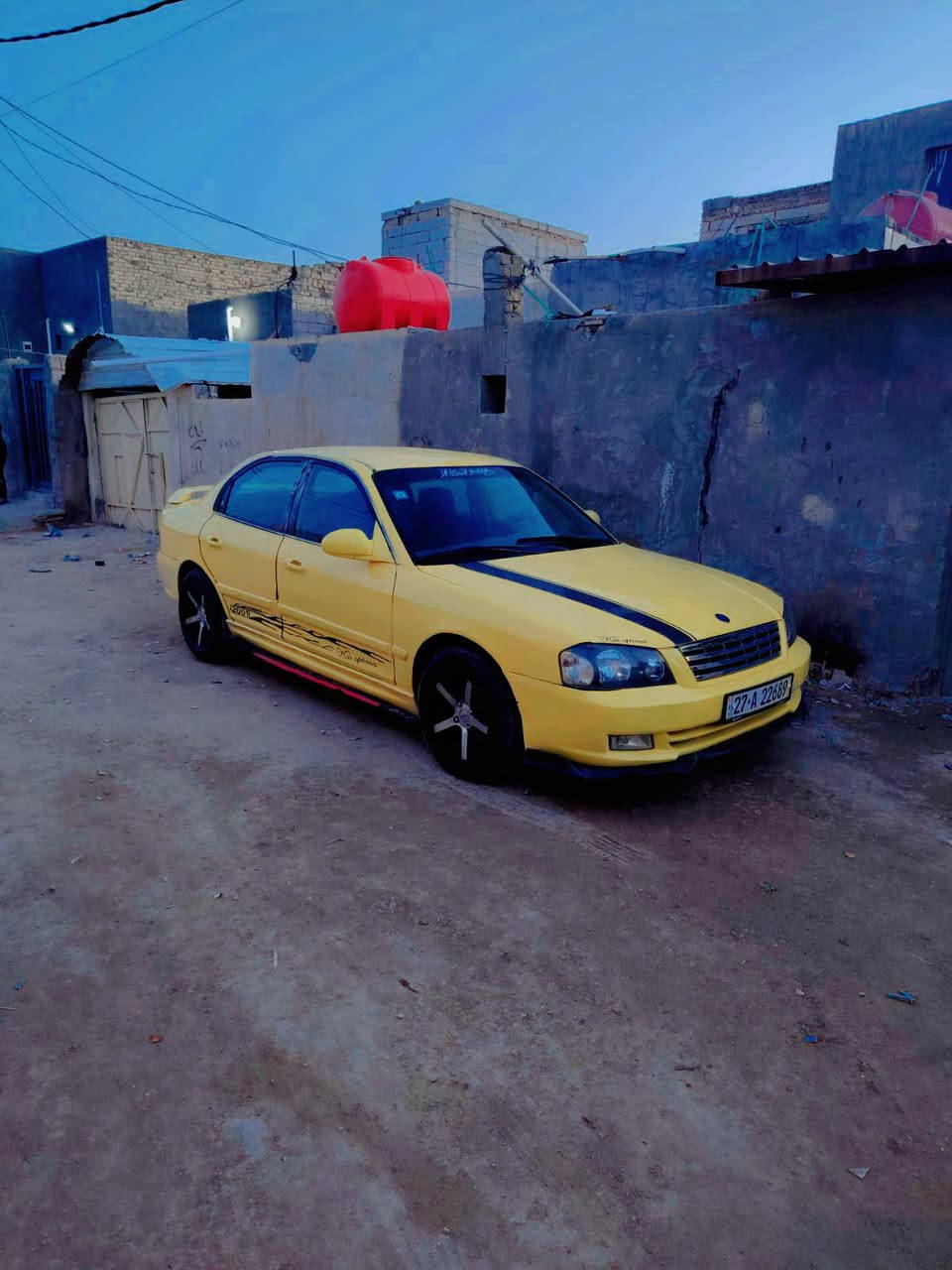 السلام عليكم للبيع كيا اوبتيم موديل 2001 رقم ذي قار خصوصي تحويل مباشر سنويه مجدده لل 31 سياره مال جناي محرك كير جدد حاويه محور ياباني كورولا قبل عشره ايام شادها  كهربائيات كلها شغاله مسجل شاشه مضخم صوت تخم تاير جديد حداديه جديده سياره من فضل الله ما تخسر عليها ربع سعر 35 وبيها مجال مكان السياره نجف***********، سياره كل شي بيها شغال جام شغال كهربائي اربعه يصعدن ونزلن
