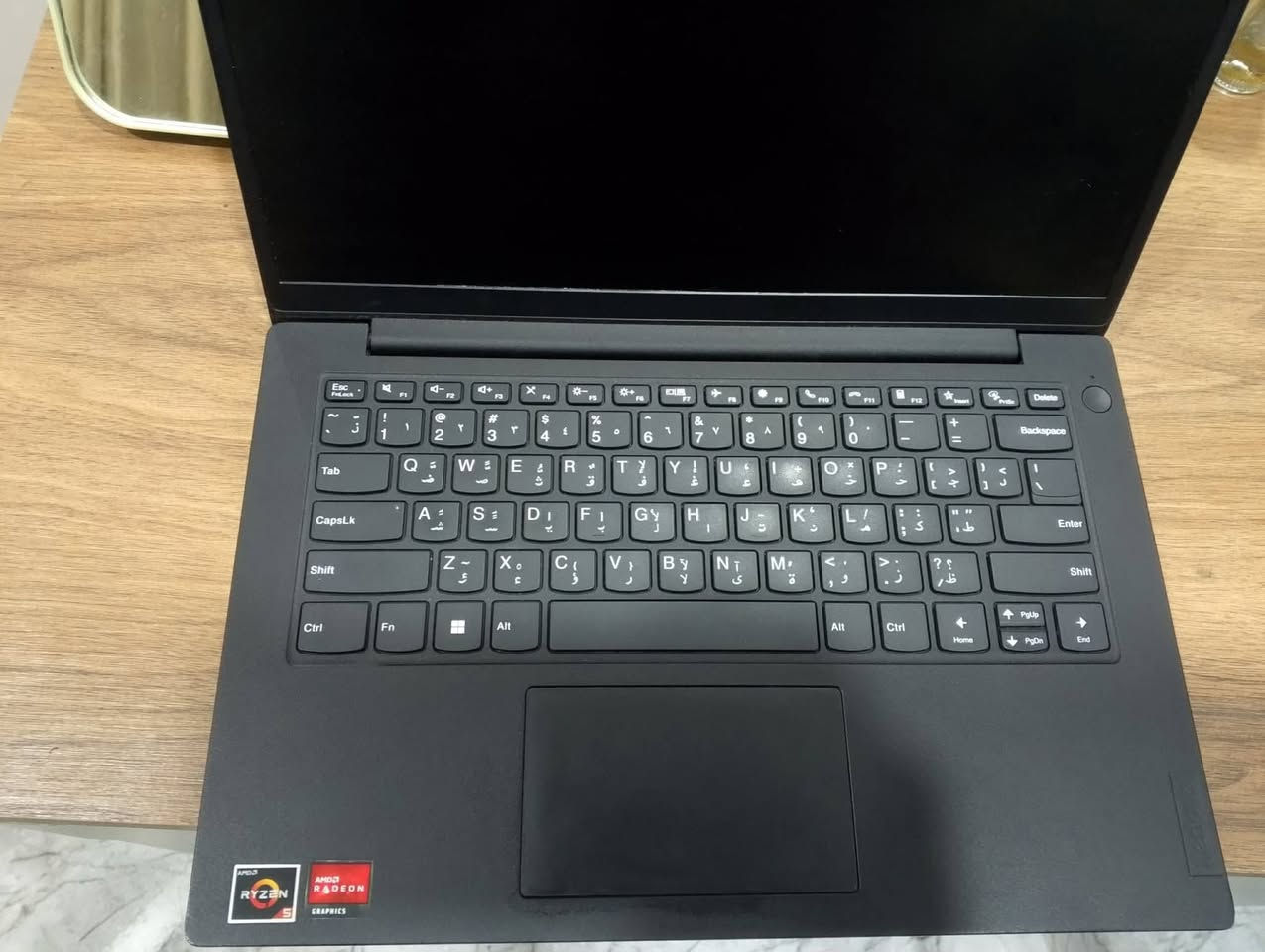 LENOVO 
CPU: Ryzen 5 5600U  معالج قوي 
يعادل جيل 12

مناسب للالعاب والبرامج الهندسيه 

RAM: 8 GB DDR4

HARD: 256 GB SSD

GPU: Graphics. Integrated

AMD Radeon 4 GB

SCREEN: 14" HD

COLOR: BLACK
نظافه عاليه 95% 

لاستفسار واتساب ***********
