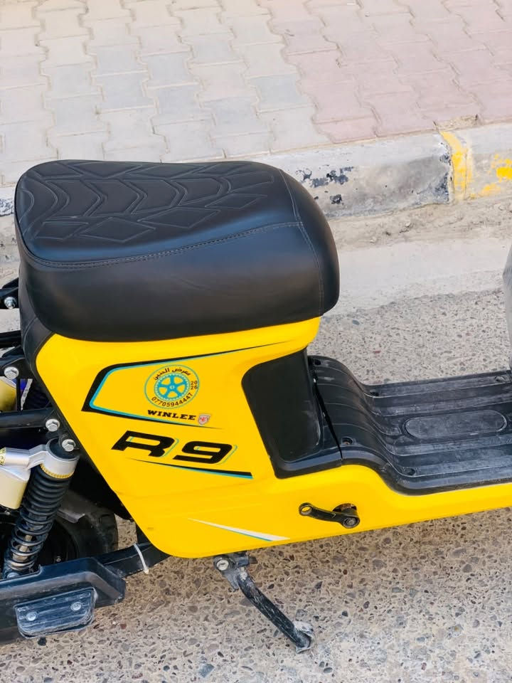 السلام عليكم ورحمة الله وبركاته
ماطور شحن 2026 R9
أغراضه كاملة وياه
المواصفات
بطارية 32  امبير 
نظام رجوع R
السرعة 109
نظام الشحن 
منفذ شحن موبايل
.الضوء علي ناصي
كل النشرات شغالات
ضد المي
الكير 4 تبديلات
السعر /485 وبي مجال قليل 
شراي يتصل ***********
عنوان شرقاط الساحل الايسر عويجيله 🍋
