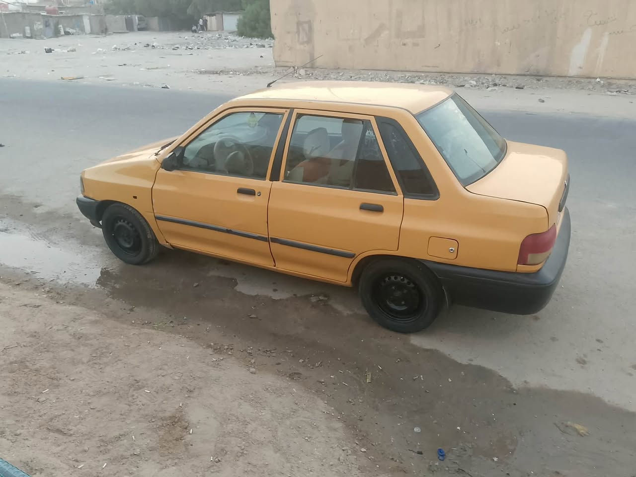 سايبه مديل 2014
عليها هيا وغرامه
ميه
ما عاوزه شي ب21وبيها مجال 
كربلاء ***********
