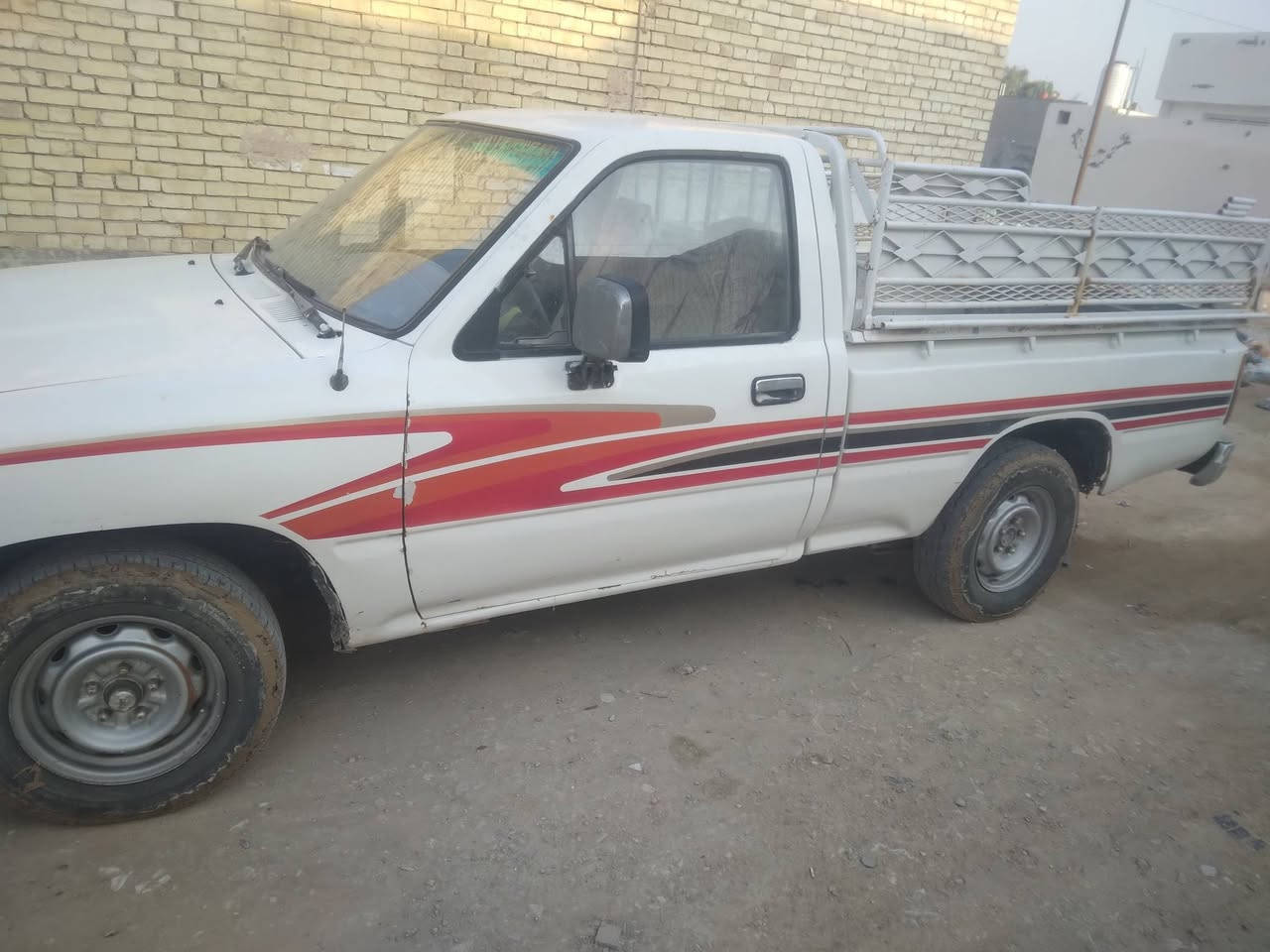 بيكب تويوتا • ١٩٩٠ • رقم بصرة