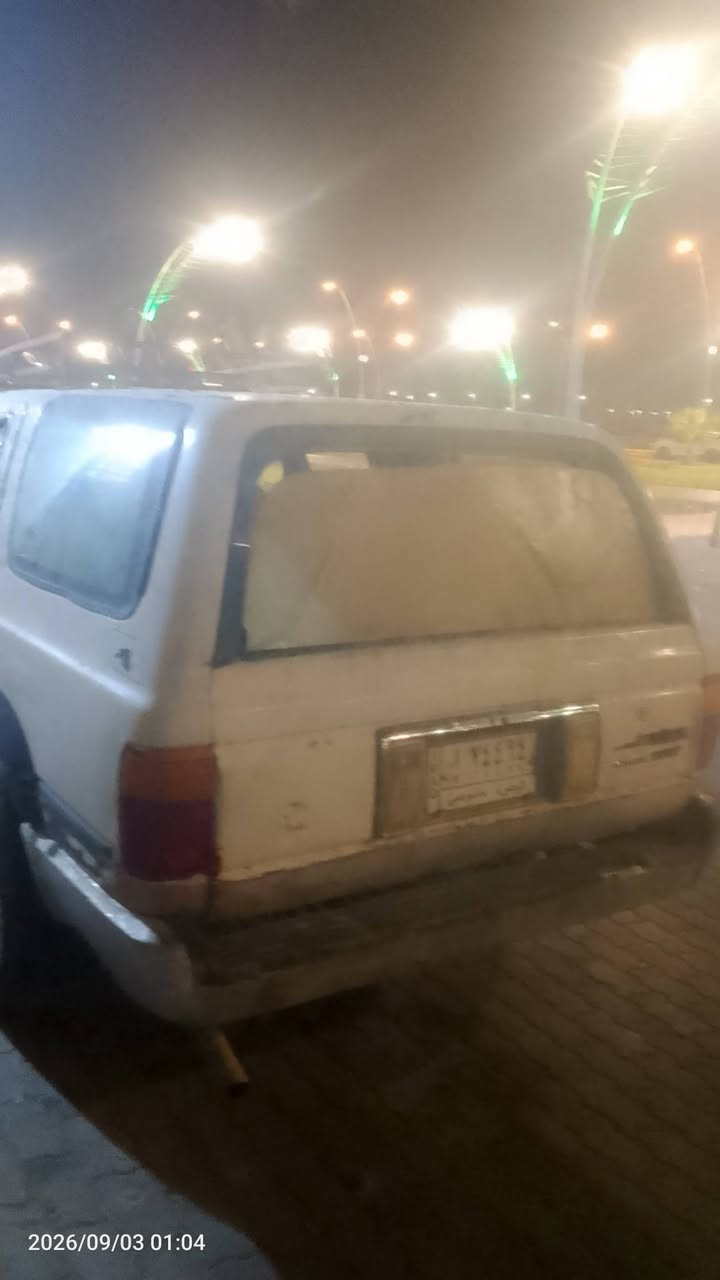 سلام عليكم سياره سيرف موديل 1992 سياره جاهزه من كل نواحي السعر 30 ورقه رقم بصره مكان بصره  رقم ***********
