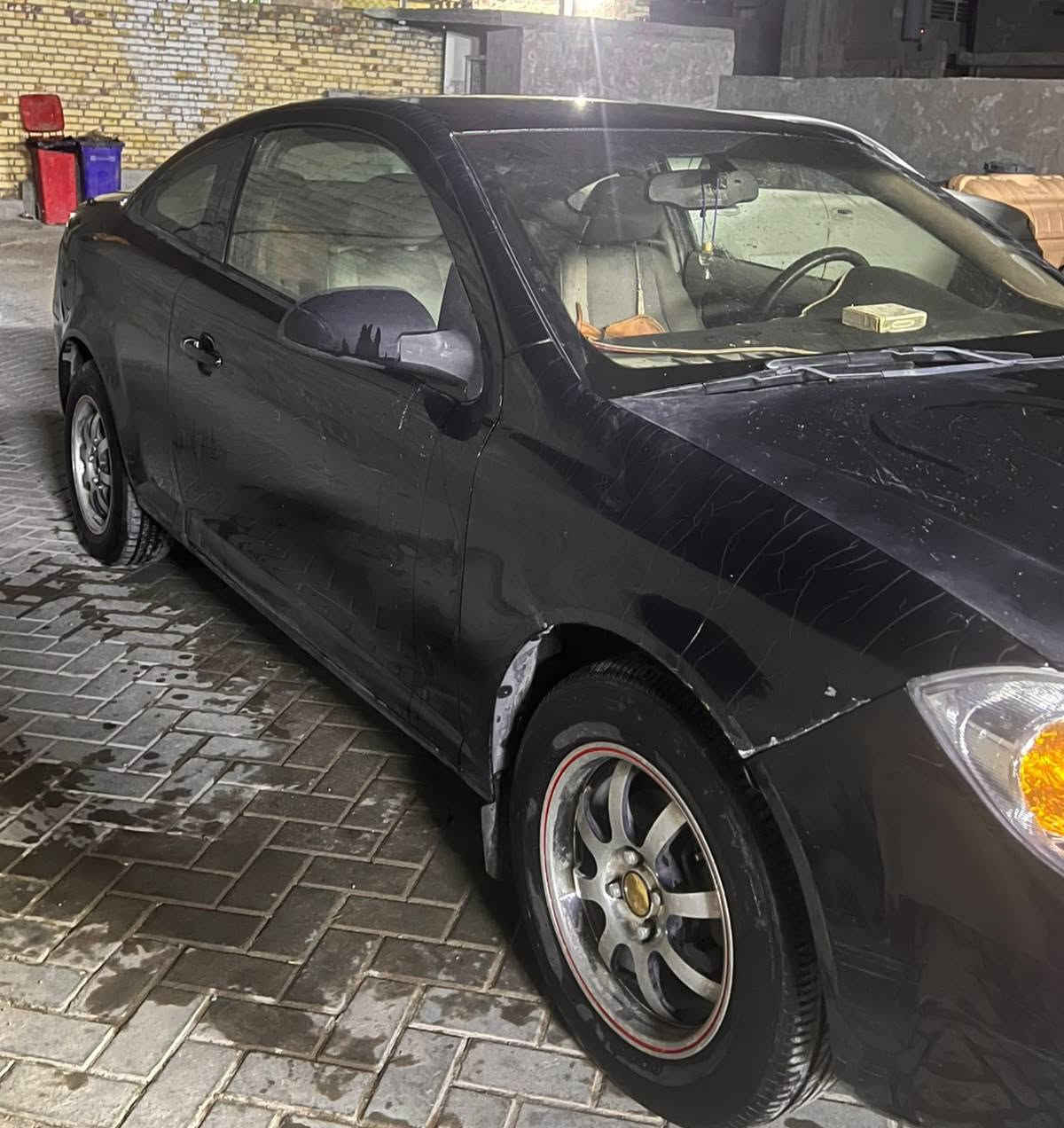 السلام عليكم كوبالت ٢٠١٠ تك باب بغداد  بأسمي السعر  ٣٥  وبيها مجال  محرك كير خير من الله  تبريد تدفئة  شغال الكشر بي جراد وملاحظات بسيطة مكانها بغداد حي اور   وياها سبايدر ما شاده  ***********
