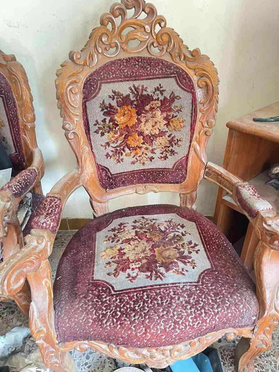 تخم او نص مصري طبلات مرمر للبيع الاتصال ***********
