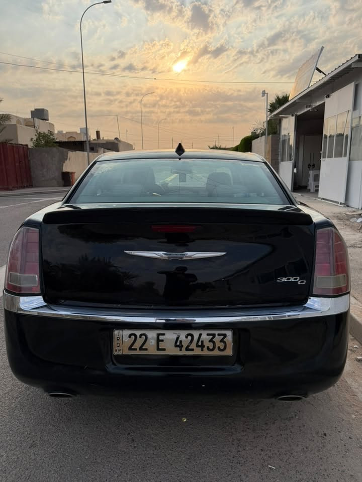 شباب السياره بيه خدوش ورصعات وملاحضات مو واضحه بتصوير حته يكون عند الشراي فكره قبل لا يتعنه عليه 

اوباما 2011 امريكي رقم اربيل 
ماشيه 180 الف 
مواصفاته عاديه 
مبدل بيه جاملغ امامي وصبغ شوي من بنيد 
لا شاصي لا لغد وكير ومحرك سليمه 

مكان السياره بغداد حي الجامعه 

*********** فقط واتساب✅ اتصال متوقف
