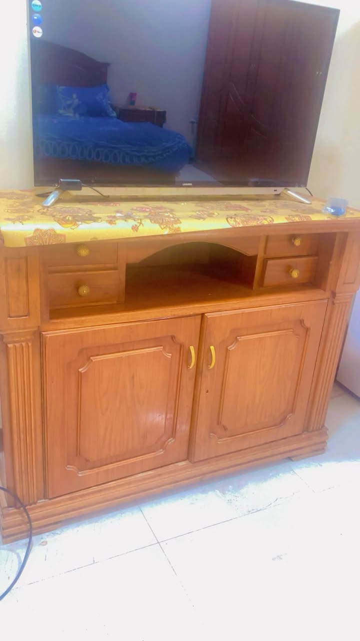 غرفة نوم صاج عراقي داخل وخارج السعر مليون و٢٠٠ وبي مجال المكان بغداد حي الحسين ‭***********‬
