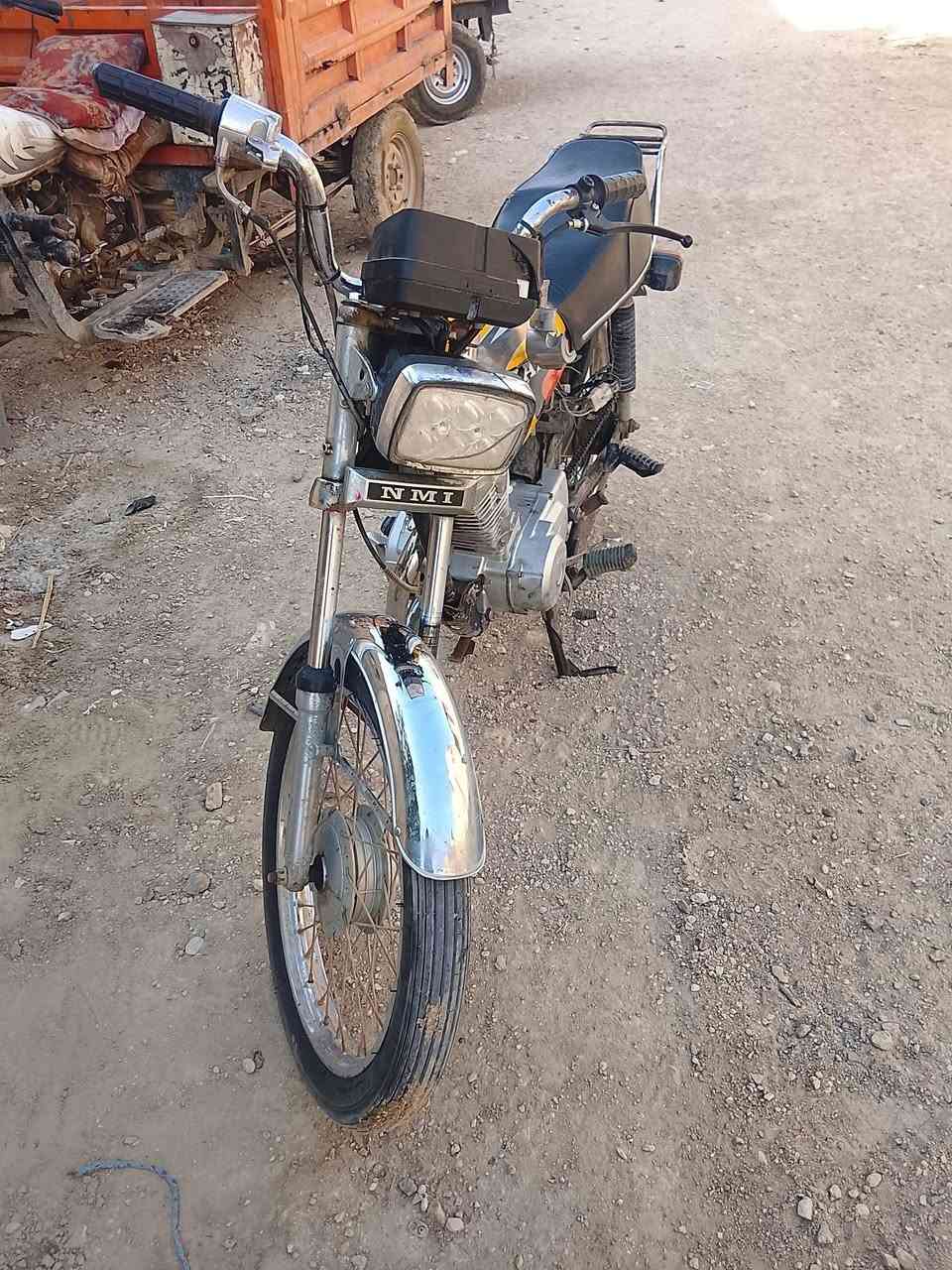 للبيع اوراق شاصي ارشه مديل 14 والمكينه نامه مديل 20 سوق شيوخ
***********
