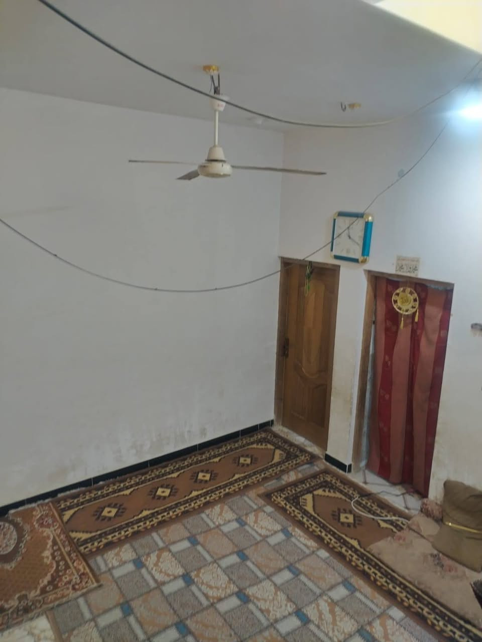 السلام عليكم
بيت للبيع حي الفداء شارع ابو لبنان بفرع الصيدليه مقاطعه 22

مساحته 100

السعر 112

اتصال ***********

