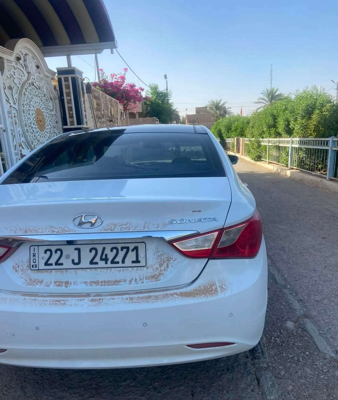 سلام عليكم 
للبيع فقط
سوناتا ٢٠١١ خليجي
قمارة سلايد روف بنورما 
كشنات ع وضع البلاد
مري اشاير +شفط
كير +مكينه كفاله عامه ع وضع الشركه
صدر جديد 
باتري جديد 
تخم تاير جديد
منظومة تبريد جديد ثلج
لايت زنون 
السيارة تباع شرط الفحص
فقط بيه قطتين صبغ جزء من الجاملغ وجزء من الباب خلف السائق اثر شخط دراجه
سونار موجود
السعر ١٢٠فقط
***********
