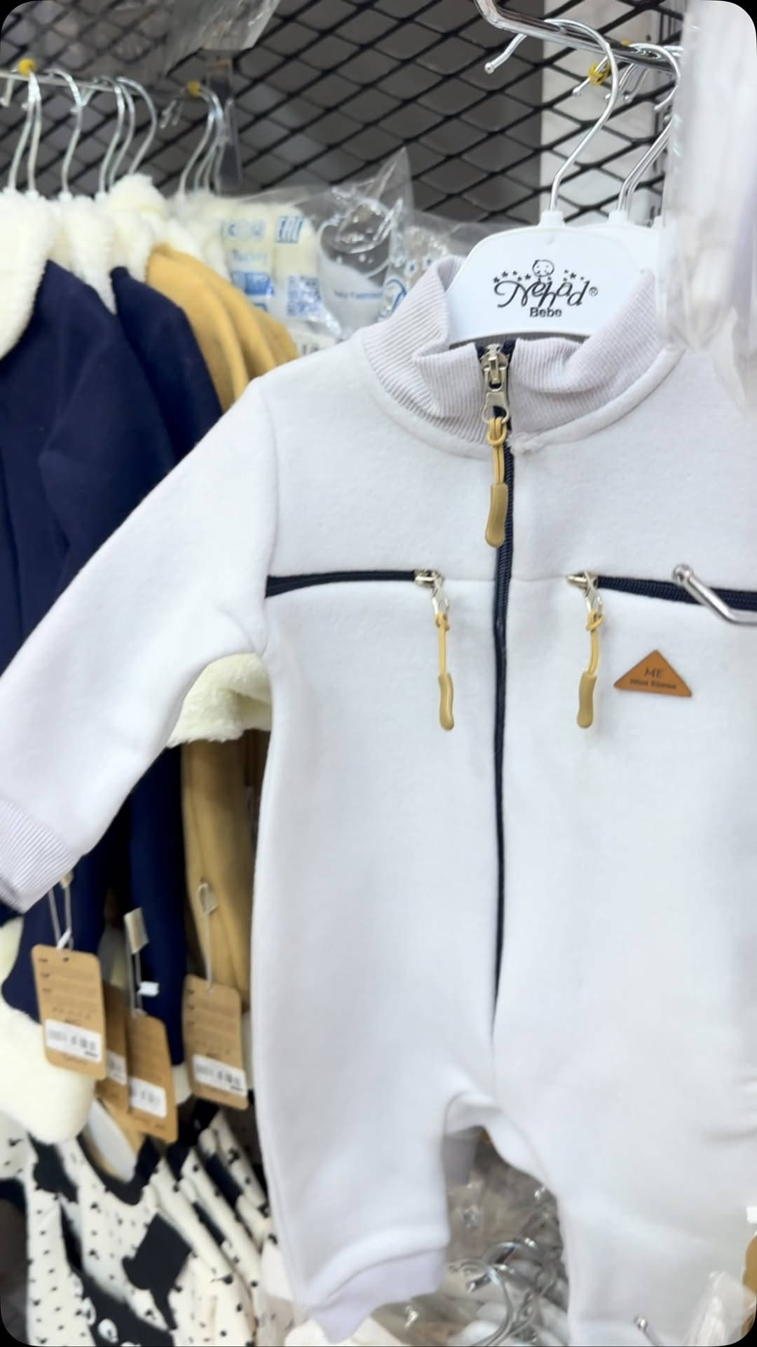 NEW COLLECTION 🍂 
الموسم الجديد يبدأ من هنا 
اكتشفو من مجموعه خريف وشتاء 2026/27 الأن في مجمع الأصايل 

توصيل داخل سامراء 1,000
توصيل  داخل صلاح الدين 3,000
توصيل محافضات 4,000
مجمع الأصايل ✅
سامراء حي الافراز نهاية شارع جامع القريشي ✅
يتوفر لدينا توصيل سامراء وجميع المحافضات ✅
للاستفسار ☎️ ***********
