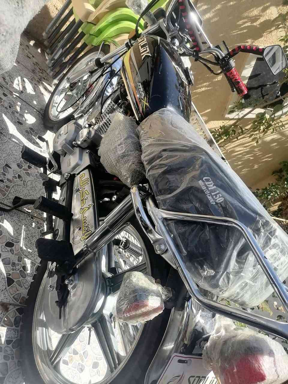 دراجه سيفان موديل 21 دراجه جديده مكينه شرط مامدود عليهه سبانه منفيس أصلي السعر 650 مكاني الصقلاويه ***********
