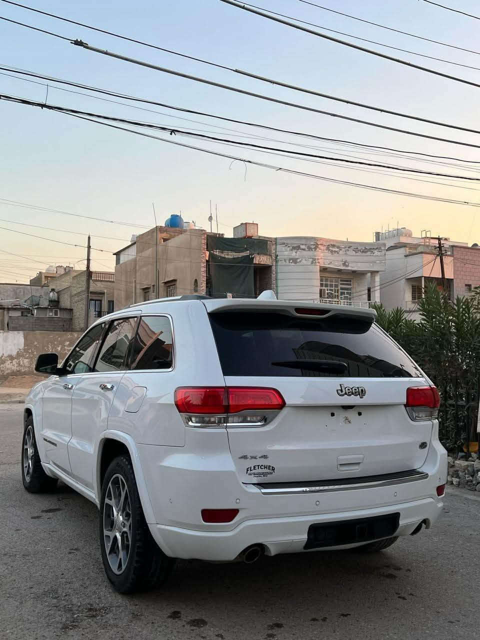 جيب اوفرلاند 2021 محرك 3600
ماشيه 95 ألف بيها صبغ جاملغ خلفي فقط وتبديل قطعتين نفس اللون وصور الحادث موجودة والسونار ويه الصور بدون بجم بدون شواصي وبدون لغود جاهزة 100‎%‎ بدون اي نقص السعر 215 قفل 🔐 سعر جداً مناسب 
***********
بغداد الغزالية
