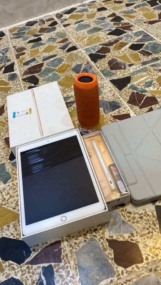 آيفون ٨ • ١٢٨ • بطاريه ٨٥