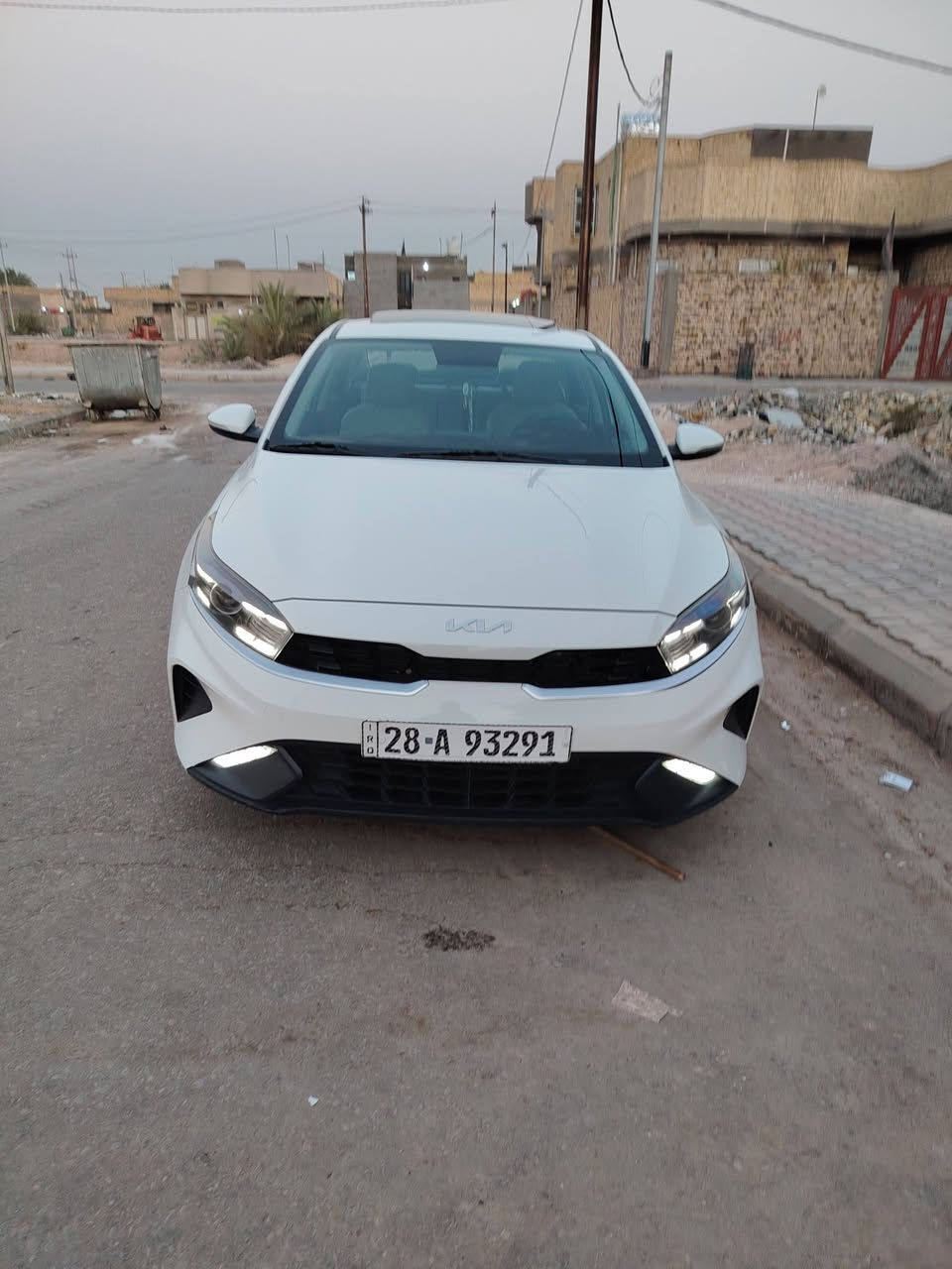 سلام عليكم سيراتو ٢٠٢٢محرك ١٦٠٠رقم نجف دولي باسمي شخصيا تحويل ثاني يوم هزه جديده كفاله من فتح وصبغ بارد بسيط سياره جديده وناشفه عله وضع الشركه تخم تاير جديد مكينه كير حداديه شرط الفحص فول مواصفات فتحه تبريد قطعتين شاشه كامره مري شفط اشاره بالمرايه بلاجكتو لايت لد حساس خلفي خمسه ويل كب تحكمات وضعيات قياده ددواخل لونين السعر ١٥٨ وبيهه مجال مكاني سماوه رميثه للاستفسار *********** أو ***********الاسيا بي وتساب
