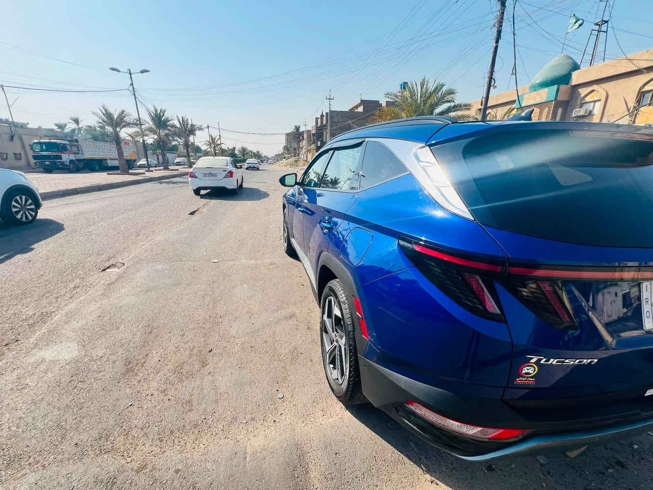 يا الله إسلام عليكم سيارة توسان موديل 2024 فول مواصفات لمتد تبريد كشن امامي وخلفي  حساسات 5كامرات بني رامه جنطة كهربائي السيارة ماشيه 21 ألف وارد أمريكي صور الحادث مرفق مع الصور بصمه السياره تشغيل عن بعد رقم السيارة بغداد السيارة باسمي رقم الدولي الجديد مكان السياره حي اور سعر 185 وبيهه مجال قليل الاستفسار  الاتصال على رقم الهاتف (***********)
