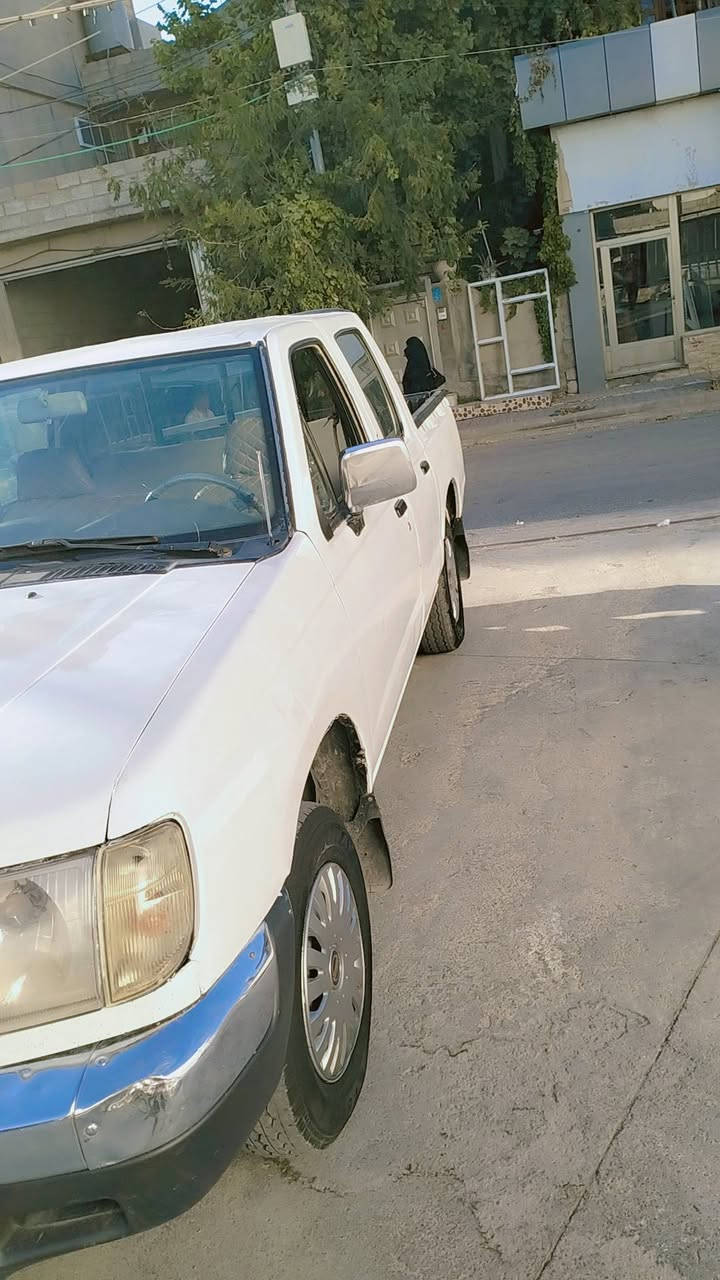 دەبڵ نیسان 2002 ساخ علوج
بەشەرتی گێڕو مەکینە تەبرید و پاوەر دەعم و لێدراوی نییە سەیارەکە توندو تۆڵەو بێمەسروف گۆڕینەوەش دەکەم
 47 گەڵاو مەجال  ***********
