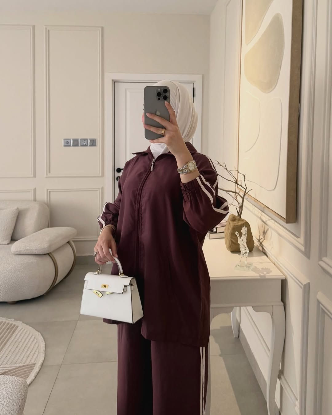 الكولكشن خريفي  غير ويانه ❤️‍🔥 

سوت دااابل ايطالي كوالتي عالي 

السعر : (25

القياس:  38 40 42 44 46 48

🔗توصيل البصره 5 💸المحافظات 8🔗

العنوان بصره بريههً شارع مستشفى النور مجمع رونزا 

#للحجز_او_الاستفسار_مراسلتنا_دايركت📩
واتساب ***********
#ازياء_رونزا #ازياء #اكسبلور #سوت

نص مكتوب في الصور:
- 25 ألف