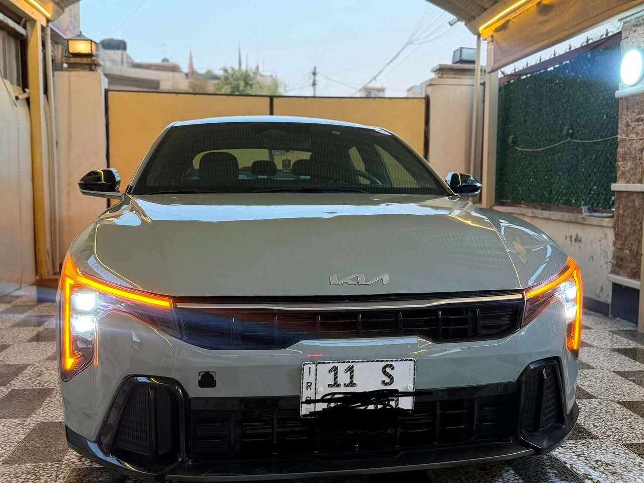 السلام عليكم
للبيع فقط دخول جديد 
ماشيه 12000mil

الي يدور نضيف وما ماشي بوضع الوكاله 

‏Kia K4 Gt line 
محرك :2000
سيارة ليبل واحد بدون تبديل قطعة حتى الدعاميات بشرط مصلحه وراجعه والبنيد تصلح بمكانه بدون ماينفتح 

بدون ايرباك بدون دواخل بدون كلشي 

المواصفات 1/1 

داخل لونين ابيض اسود 

بانوراما 

لايت عقل اوتو الاماكن المعتمة 

وياله كروم 18 جي تي لاين 

كفرات اسود لامع بيانو فقط بالgt line

بصمة التشغيل 

دخول ذكي 

تشغيل عن بعد 

شفتات ستيرن 

دركة الحديثة 

قيادة ذاتيه 

تحديد مسار 

مثبت سرعة 

تحديد سرعة 

تحكمات ستيرن 

مود درايف سبورت 

رادارات 360 

رادار امامي ،رادار خلفي ، رادار جانبي 

مستشعرات 360  

بطاين البواب جلد
 

كشنات كنتاره كامل مطرز gt line 

كشنات كهرب سايق 

كشنات حار 

شاشات متصلة 

تحكم شاشه تبريد تدفئة 

ثيمات شاشة مال gt line 

شاحن لاسلكي 

اوتو هولد 

صندوق ذكي عند التقرب 

السعر192

‭***********‬
