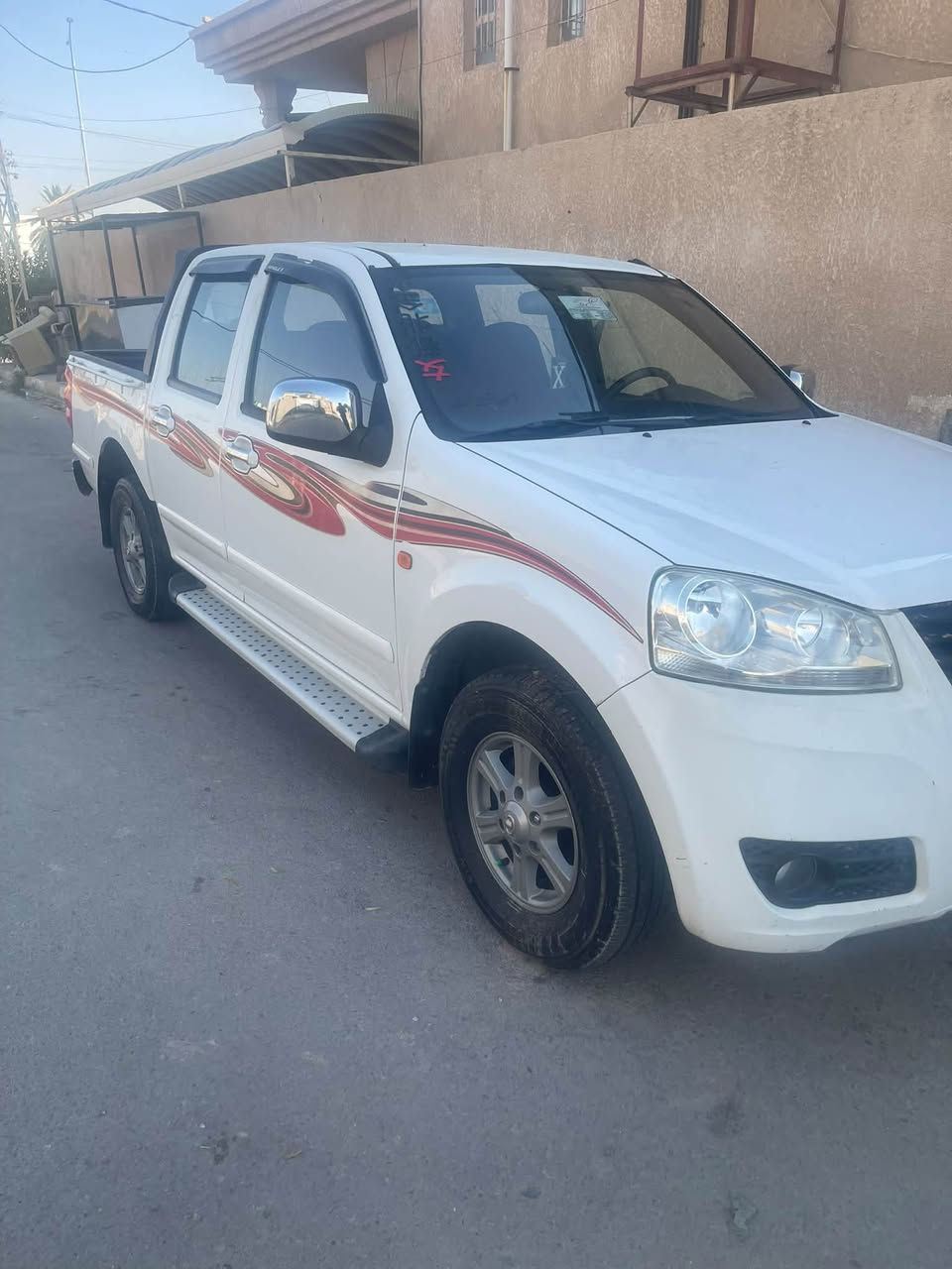 سلام عليكم كريت ويل 18. رقم واسط بسمي جاهزه السياره وجديده سعر 85وبيه مجال بكان واسط لاتصال ***********
