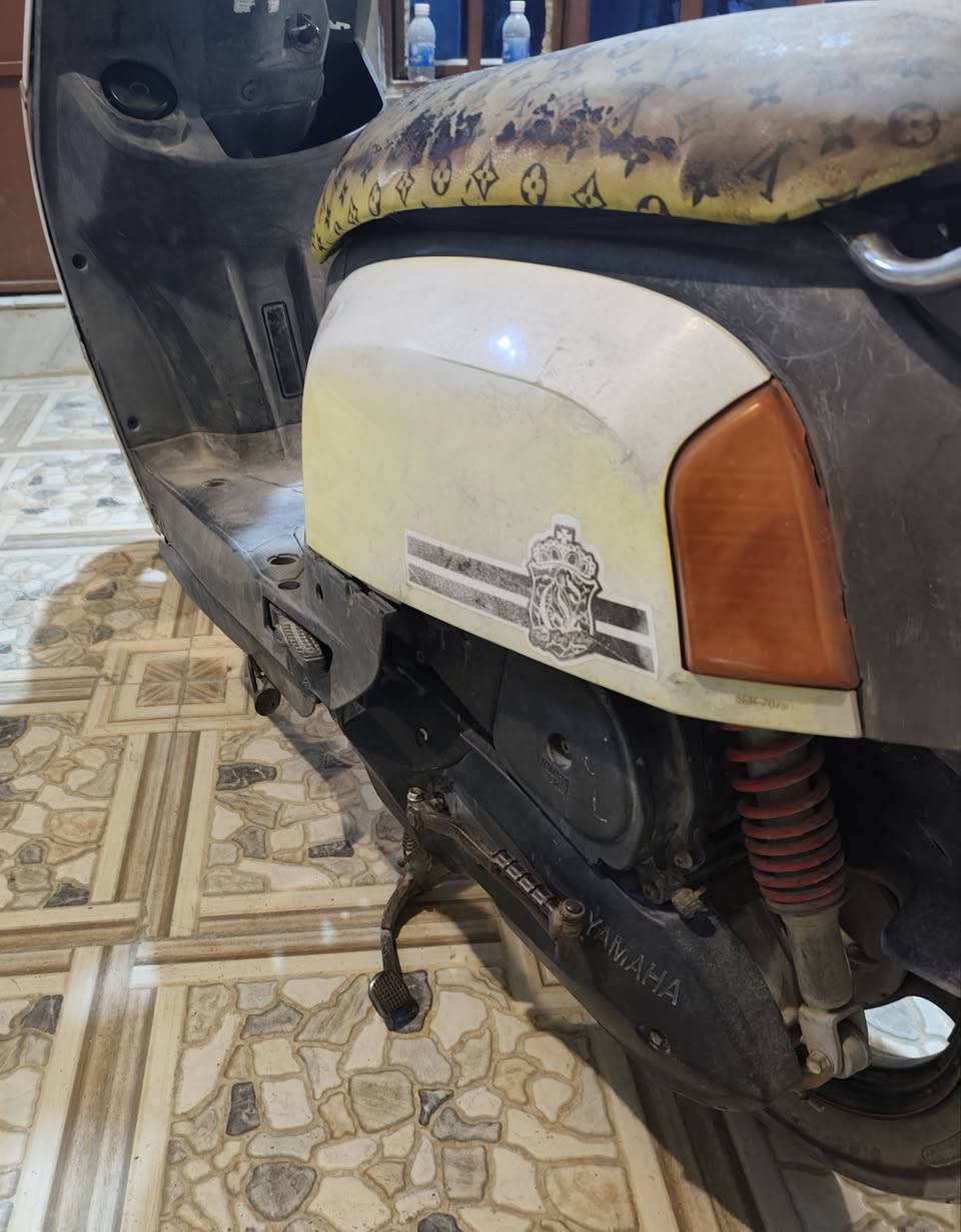 للبيع دراجة بوليسي أو مراوس
دراجة كله شغال سلف هندر كهربائيات كله كامل 
محرك ناعم حيل شلعة ومعدل قوي مفتوح بسبب دهن
كفرات بلادي داخل خارج صالنصة بلادي كابريتر بلادي 
عنوان كربلاء حي العباس 
اي استفسار على رقم ***********

