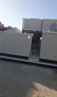 لبخ وصبغ وديكور فوم متفرق حالين وبأسعار مناسب 07740344869