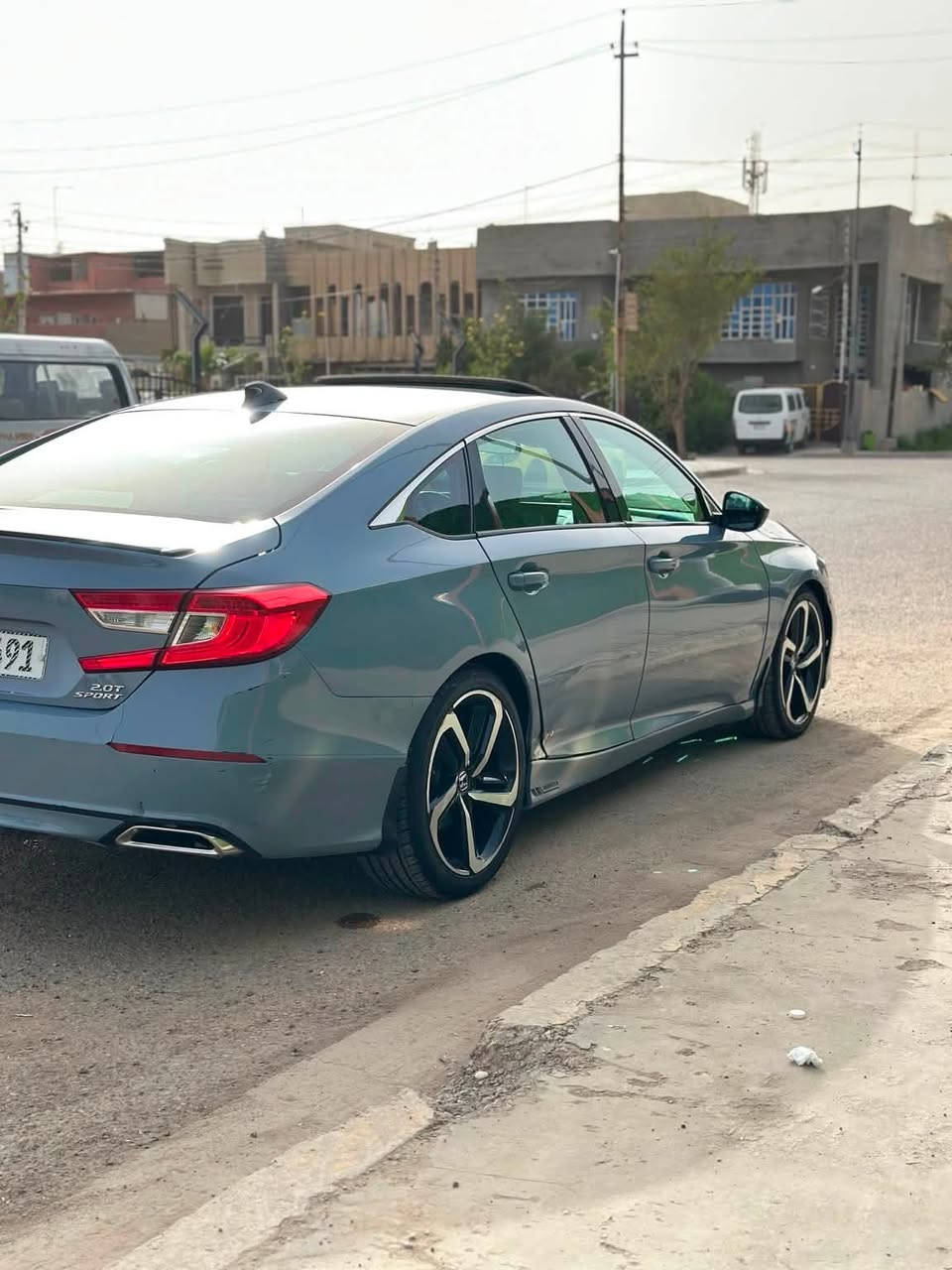 هـونـدا اكـورد ⚡️ بسعر مناسب
وارد أمريكي 🇺🇸 بـجـم كـبـس 
فول مواصفات 
موديل 2022
محرك   🚀SPORT—2.0-TURBO -🔋🚀 بانزين من القليلات والمميزات بالعراق
🔹 السعر المطلوب — 149 قفل من الاخير  
ماكو اكورد 2.0 تيربو بهاذ السعر 
المواصفات المميزة:
🔹 لون سـمـنـتـي
🔹فتحة سقف 
🔹 شاشة كـار بلاي
🔹 شحن ذاتي
🔹 بصمة ابواب 
🔹 صرف اقتصادي جداً 
🔹 تبريد عالي جداً
🔹 قيادة ذاتية
🔹 كـير دكم بيانو 
🔹 كـير 10 نمر 
🔹 فول تحكم ستيرن + شفتات ستيرن 
🔹 كشنات كهربائية + تدفئة
🔹 رادارات + حساسات بكل الاتجاهات
🔹رادار نقطة عمياء 
🔹 جنطة كهربائية تلقائية
🔹 حساسات إطارات + 12 سماعة HD
🔹 ماسحات أوتو + لايت أوتو
🔹 توقف أوتوماتيكي عند الاقتراب من جسم
🔹كشنات جلد + مخمل  
🔹عداد: 89000 كم فقط
🔹رقم المركبة: بغداد الانكليزي الجديد + هزة جديدة
🔹السيارة بأسمي تحويل مباشر 
🔹الضرر: — بدون شاصي + بدون لغد + ايرباك بردة فقط - صفحة اليمين سطحي 
باب الخلفي نفسها والامامي نفسة والجاملغ الخلفي نفسة والامامي تبديل فقط + مع الصبغ البنيد كلير على مود مطابقة لون 
الصبغ صفحة + بنيد مطابقة لون فقط 
🔹كفالة: كير ومحرك 
🔹 صدر امامي خلفي جديد 
🔹 تخم تاير جديد 

ملاحضة بسيطة بيها طخة صغيرة بالباب الخلفي اليمين نفس جهة الحادث + الصورة موجودة بالمنشور

📱 للتواصل:

***********
🔹 صور الحادث داخل المنشور + 
كل تفاصيل السيارة مذكورة
السعر 149 قفل من الاخير بدون عمله ماكو اكورد 2.0 تيربو بهاذ السعر 
الموقع . بغداد
