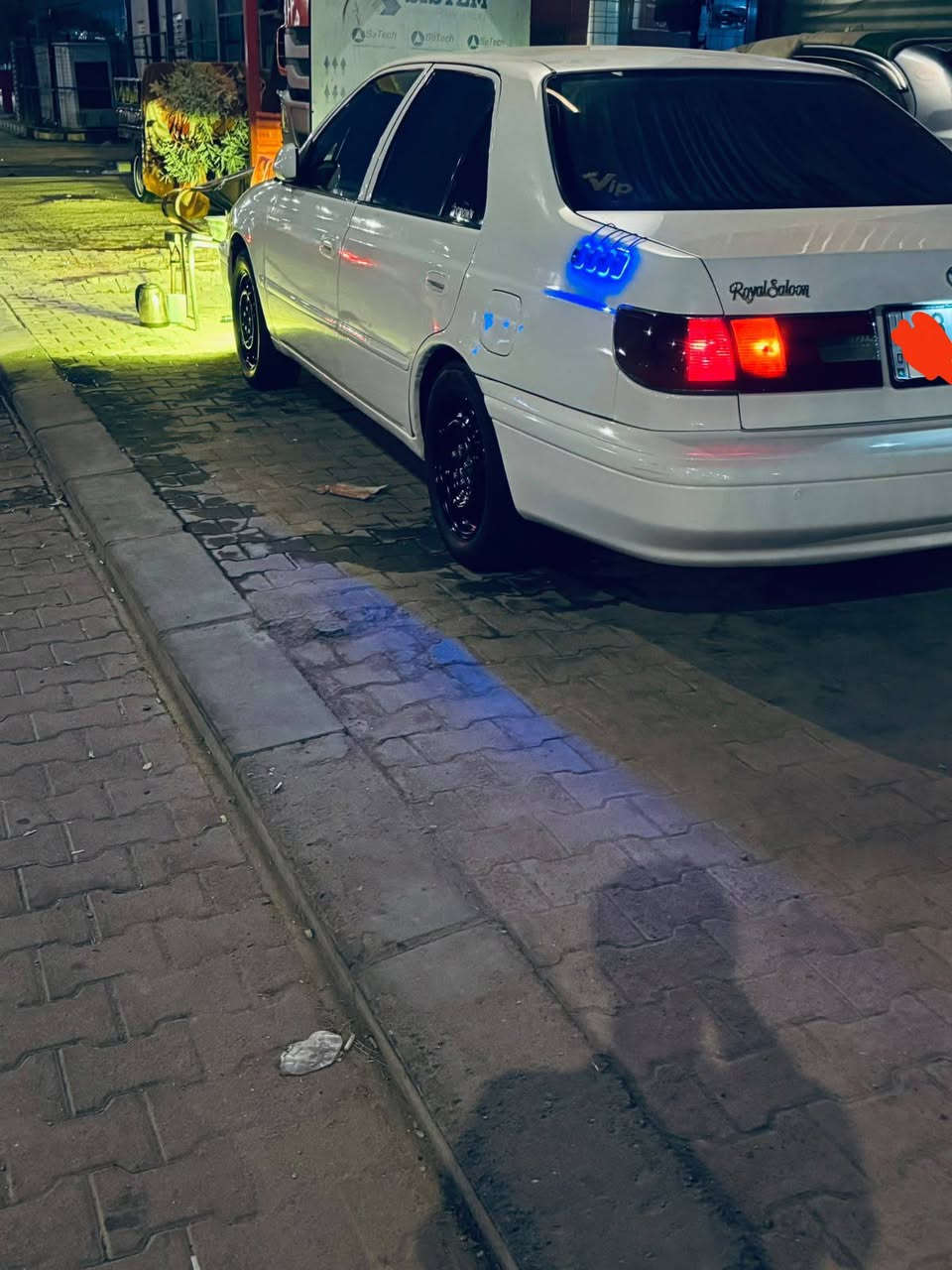السلام عليكم للبيع كورونا موديل 2000 يسرى بلادي مكفوله من االضربه وجاهزه السعر 70 وبي مجال واذا مراوس ابشاهينه ***********
