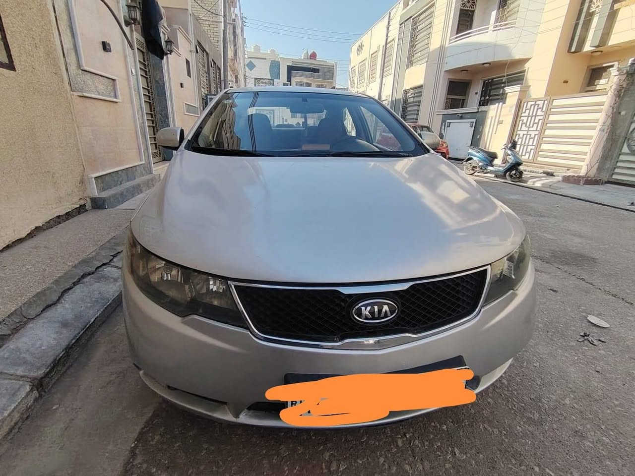 سيراتو موديل 2010 بيهه جاملغ وبنيد مصبوغات سيارة حلوة تخم تايرات جدد رقم بغداد بأسمي السعر مراسلة الرقم ***********
