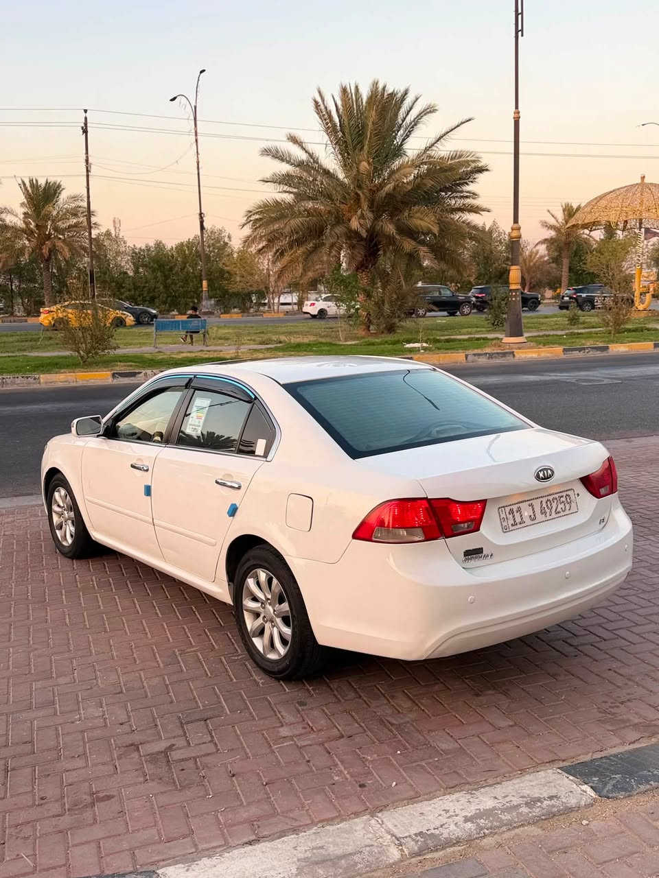 سلام عليكم كيا اوبتما 2010 خليجي رقم بغداد بأسمي سنويا لل 31 تحويل مباشر مكفوله من الضربه بيه رشات  صبغ بسيطه اثر شخوط مواصفات فتحه سلايت روف داخل بيجي ويلكب 5 تجاوي تحكم ستيرن جهتين شاير بلمري سياره جاهزه مكينه 2000 دوش وكير أوتو  مكفولات حداديه جديده تخم تاير جديد تبريد ثلج ❄️ مكان سياره كربلاء 
سعر 112 مجال بسيط 
***********
***********
