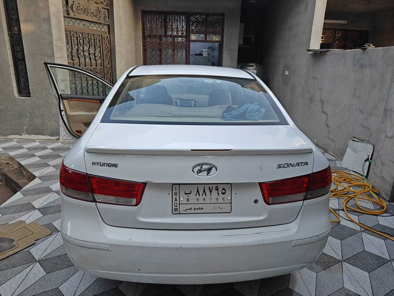 سوناتا 2009خليجي
 محرك2000 بيهة تبديل جاملغ الأيمن وبارد بالجاملغ الأيسر وبارد بالبنييد والهلال الأيمن عمر اثر خياس وكلشي موضح بالفيديو
سنوية بأسمي 
السعر 110 وبيهة مجال مكان السيارة بابل الحصوة 
رقم الهاتف ***********
