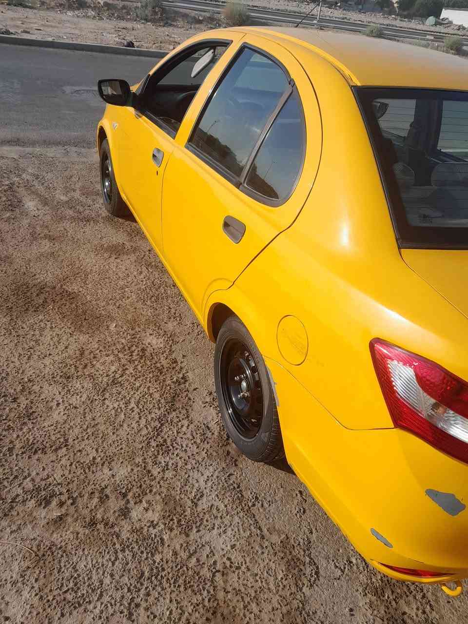 ساينه موديل 20 ماشيه 129 بيه تبديل قطعتين باب وجاملغ  ***********  رقم بغداد السعر ٥٥ وبيه مجال
