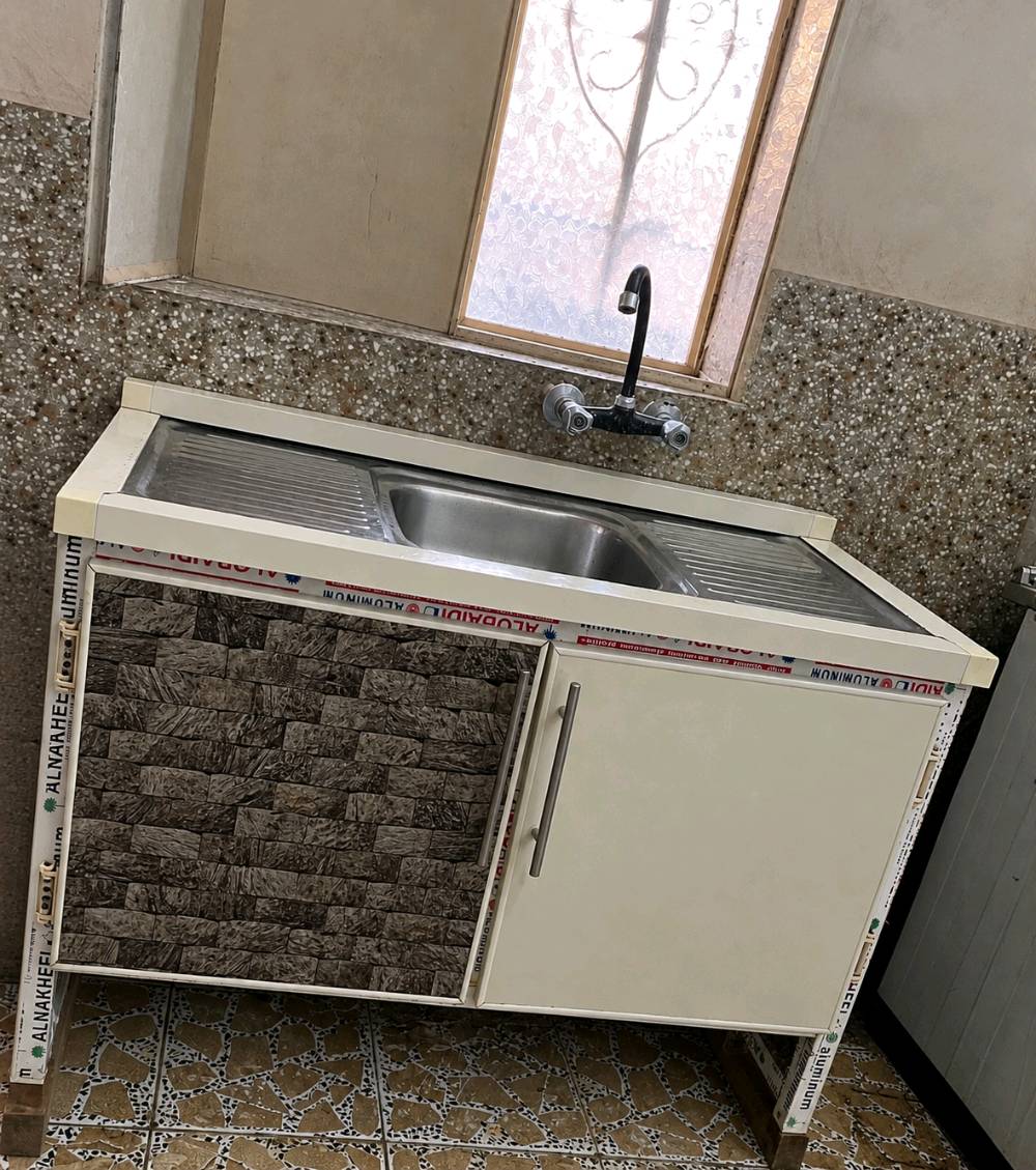 نضيف • موخايس • كدام عيونك