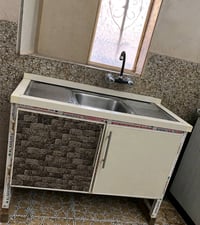 نضيف • موخايس • كدام عيونك
