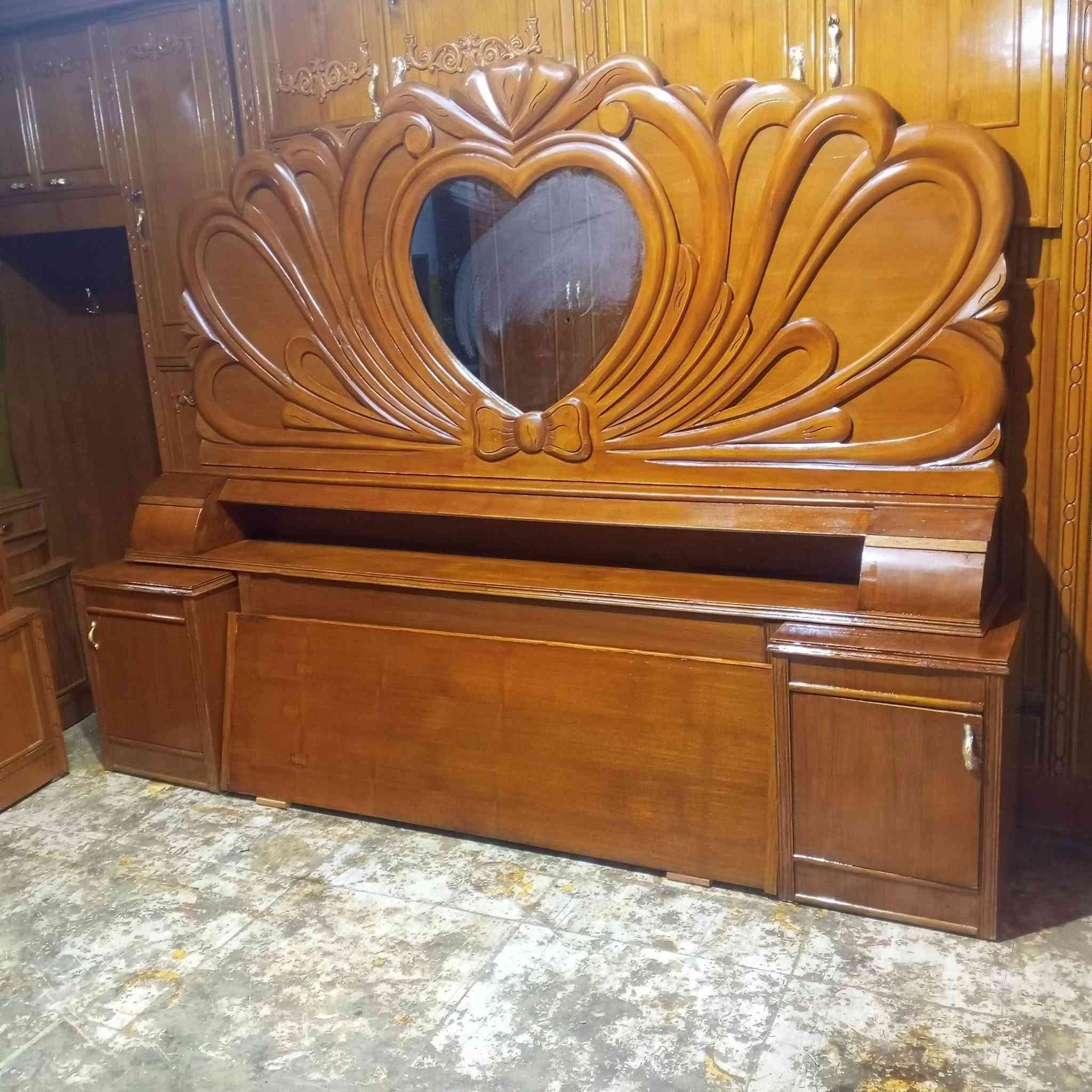 غرفه اخشاب • درجه اولى • حي جهاد زويرجات