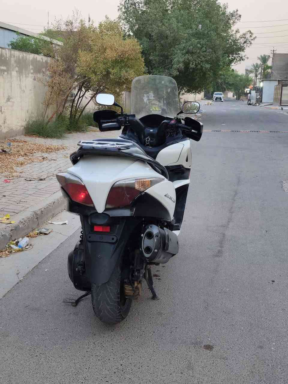 سلام عليكم للبيع او مراوس .   سلفر ونج جيتي مكينه 600 اوفر اي بي اس مكينه كفاله عامه برغي مامفتوح شرط نعومه فول شلعه معدل خير من الله كلها شغاله كفرات بلادي بدون صبغ نضافه 80بل ميه دراجه ناشفه لا نضوح ولا حماوه ولا دخان مكفوله سعر 14 بيها مجال شراي خادم بغداد زعفرانيه ***********
