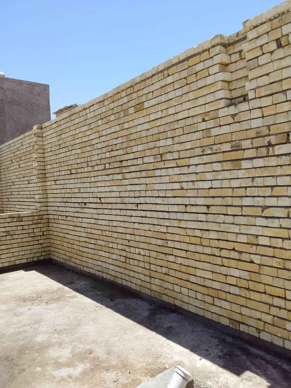 سلام عليكم خلفه بناه شغل درجة أوله متفرغ حالين للاستفسار الاتصال ***********

