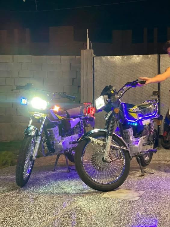 سلام عليكم دراجه تايكر ٢٥ بعدهي نظيفه كلشي مابيها الدراجه جانت مظمومه لون ازرك طافي سعر ٩٠٠ او مراوس ب سكنس فحل رقمي *********** موجود واتساب و مازنجر
