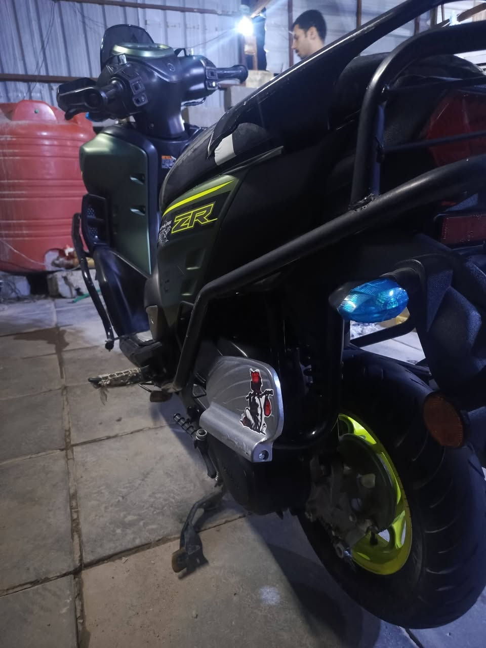 . ZR2024 
كامل ملحقاتها 
مكان سماوه 
سعر مليونين 200 
ستفسار ***********
