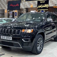 جيب 2022  رقم بغداد  فتحة سقف سلايت  مقاعد جلد  خزن مقعد السايق  مقاعد...