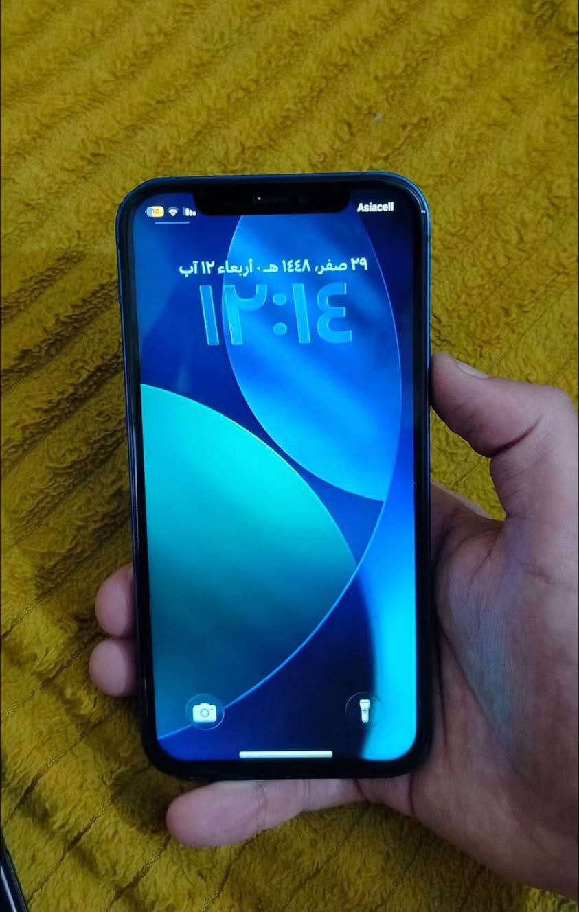 ايفون 12عادي ذاكره 128بطاريه77بلاد ما مبدله مبدل شاشة اصليه سعره 275تواصل ***********
