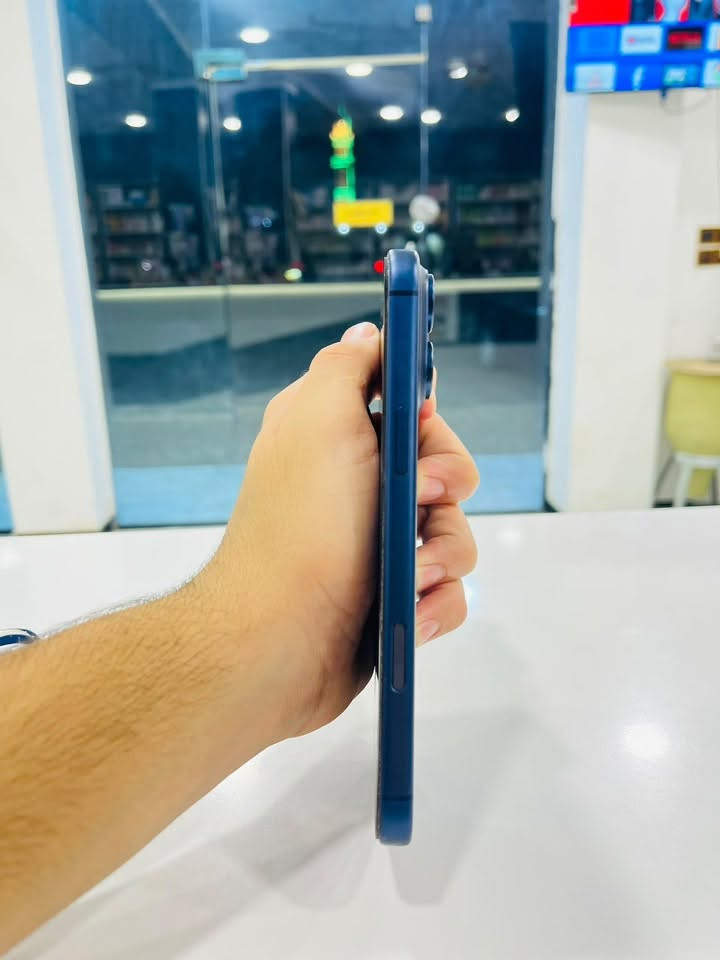 ايفون ١٧ برو ماكس • بطارية ١٠٠ • ذاكره ٢٥٦