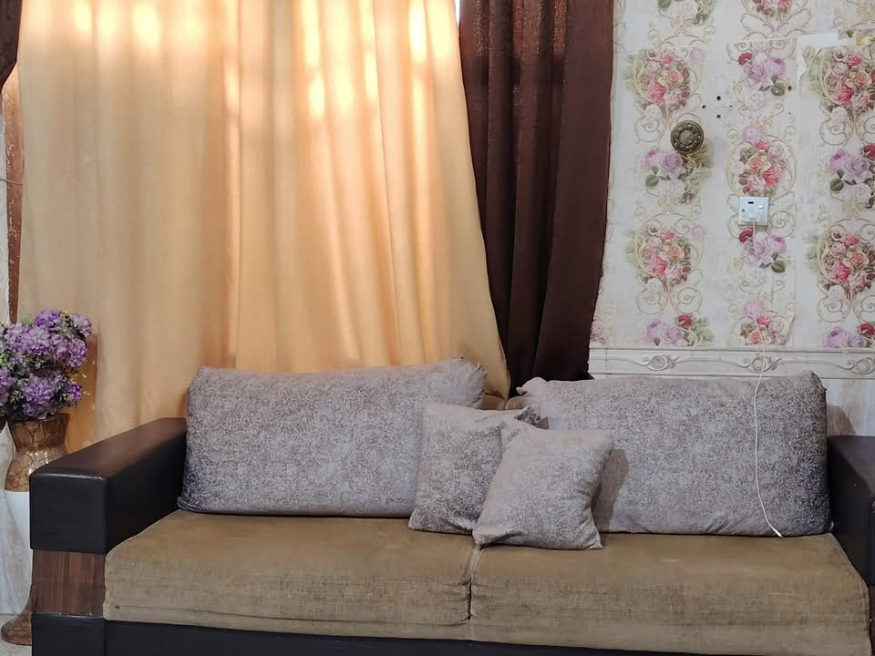 تركي • مستعمل • نظيف جدا