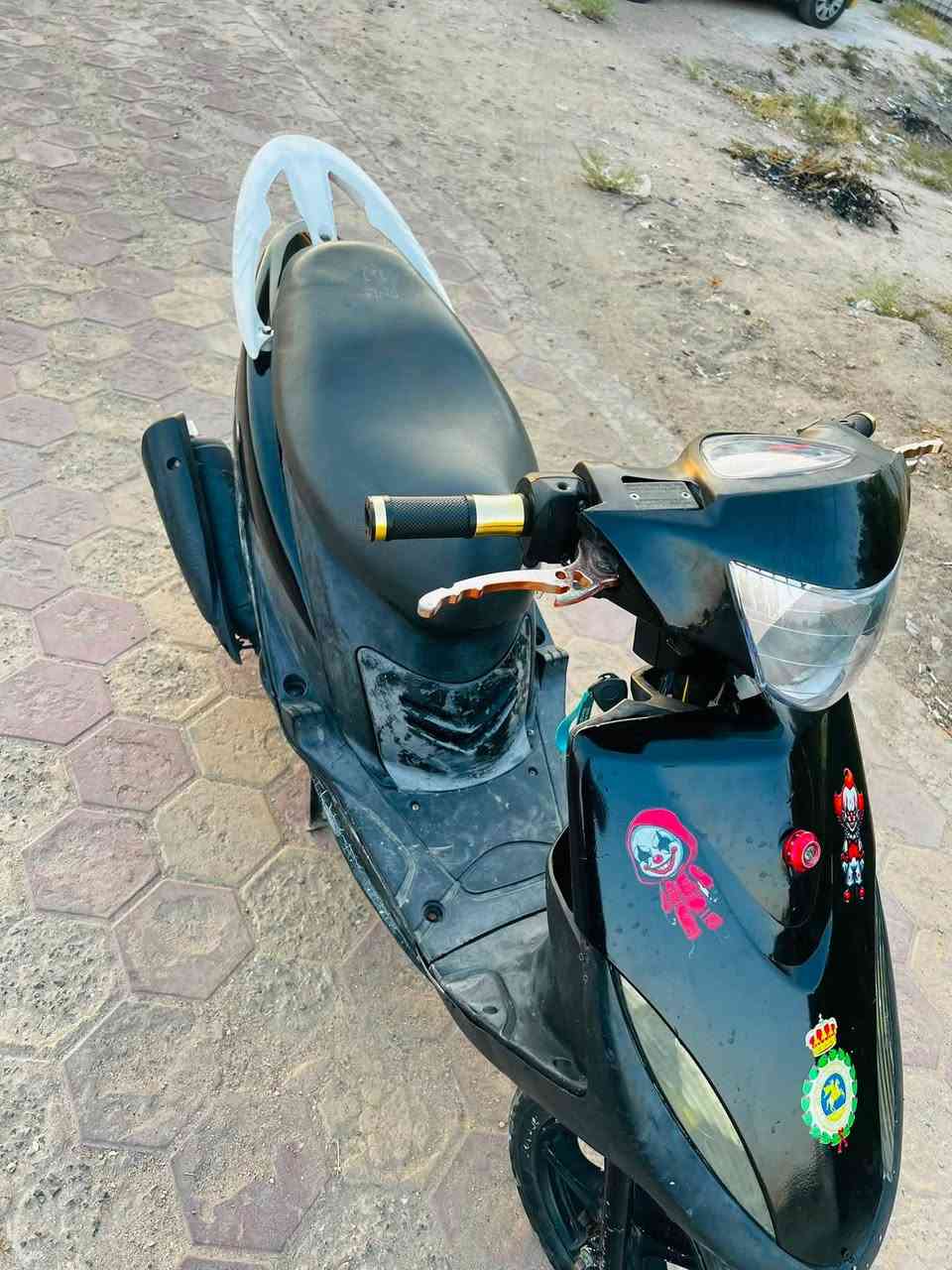 عندي ماكس عدله نضيفه مكينه ناعمه شلعه ومعدل سلف وهندر كهربائياتهه شغاله اوراق كامله المكان الغزاليه السعر 400 الشراي يخابر وهذه رقمي ***********

