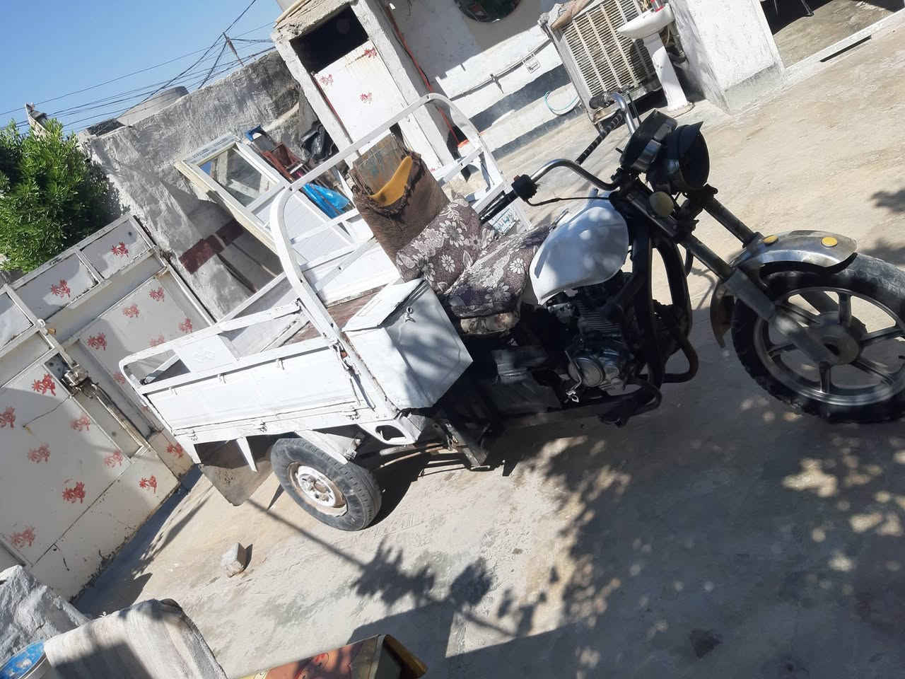 السلام  عليكم  ستوتات البيع نضيفه راكبه شرط محرك شرط نغصه بس كهربية  مكاني كركوك حي  العربه السعر  ٧٧٥  ( ***********
