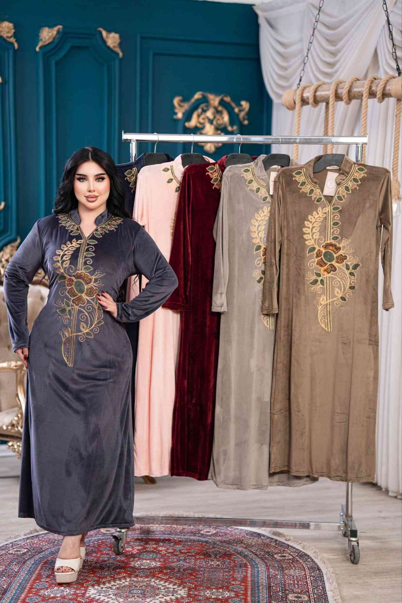 دشداشة نسائي • تطريز تونسي • مخمل سوفت